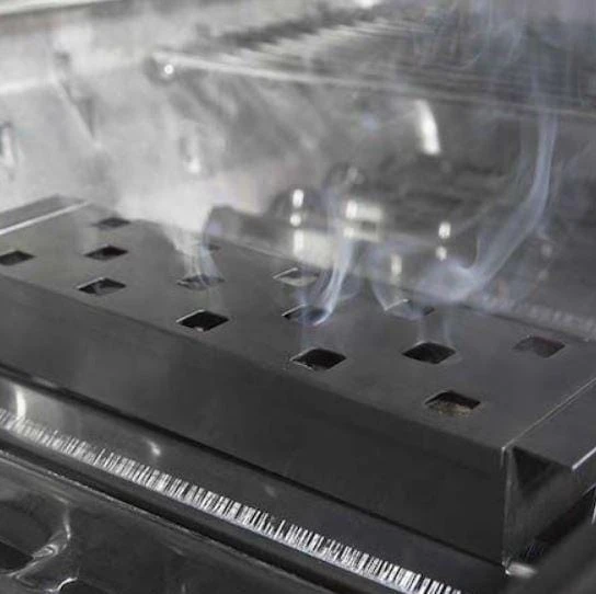 BBQ Accessories Broil King Stainless Steel Smoker Box - 60185 3 BBQ Accessories Broil King Stainless Steel Smoker Box - 60185