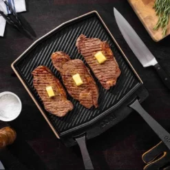 BBQ Accessories Ooni Dual-Sided Grizzler Plate - UU-P0A000